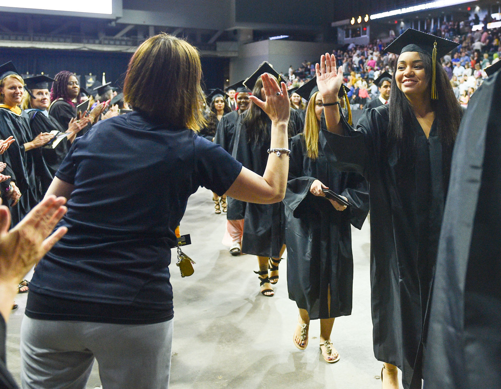 051719-mda-nws-BHCgrad-034a.jpg